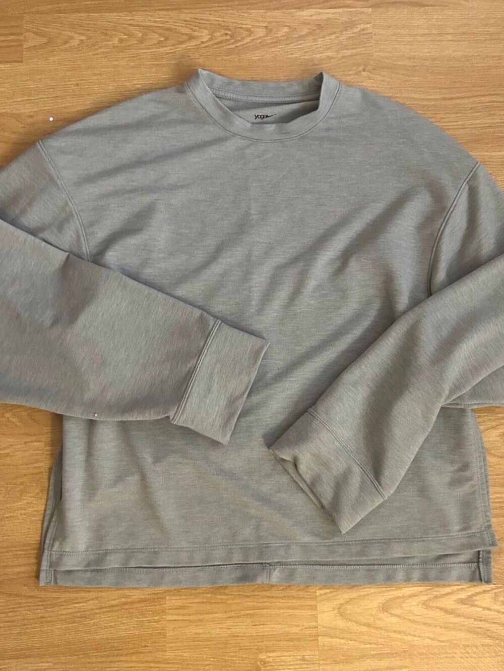 Nike Yoga Dri-FIT Oversized Crewneck Sweatshirt Gray Side Slit Size XS